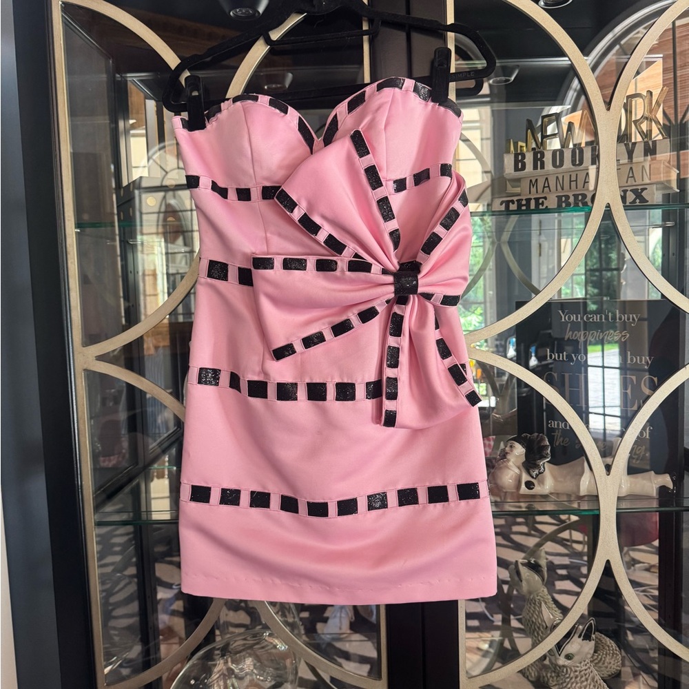 Terani Couture Strapless Pink Dress with Black Detailing - Picture 2 of 8